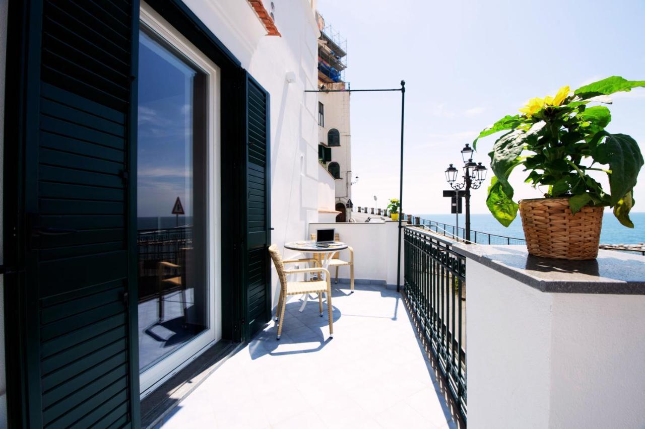 Maison Escher อัตรานี ภายนอก รูปภาพ